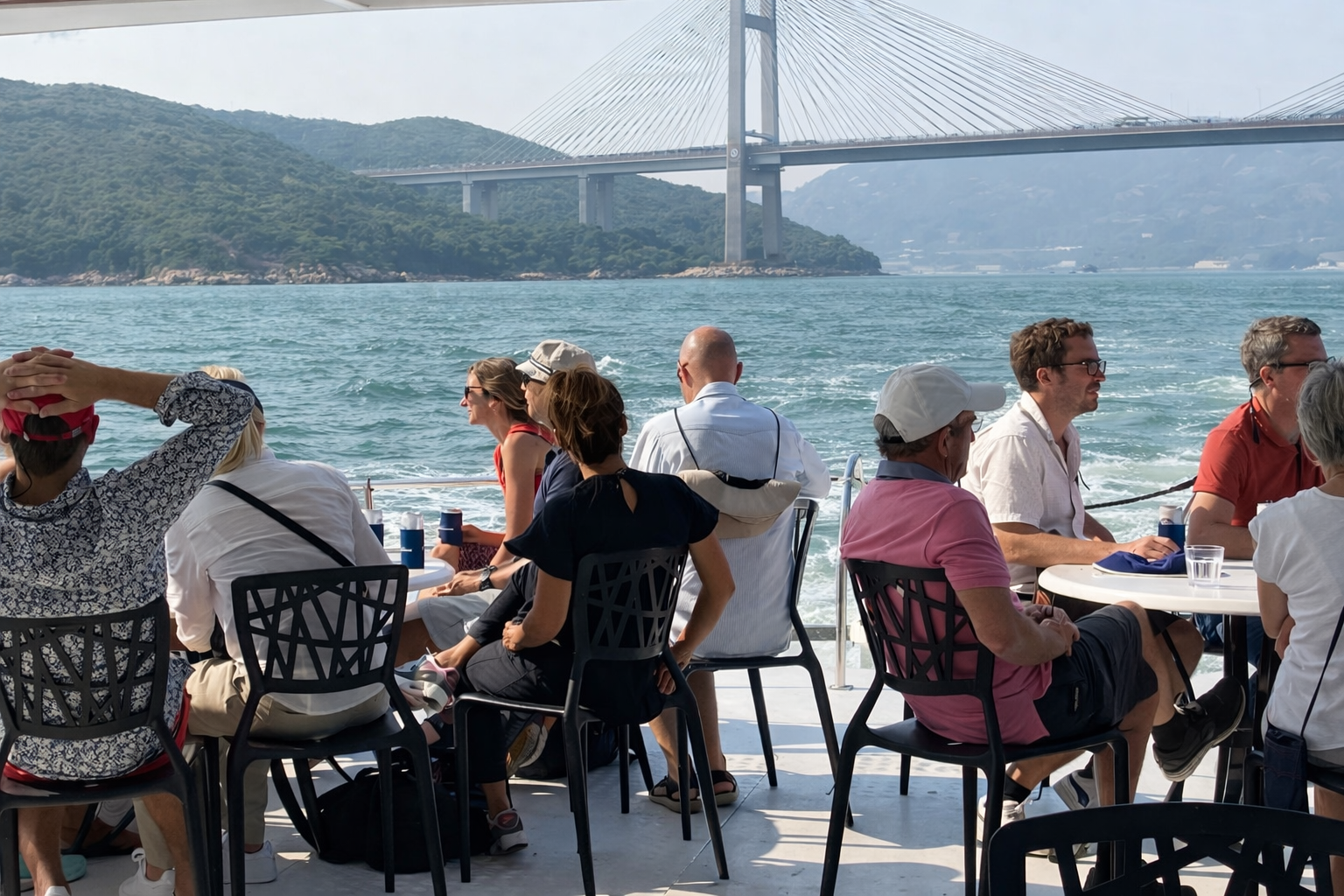 HK Port tour by boat 3