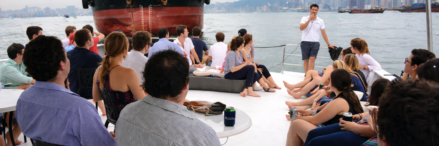 Hong Kong Port Tour by boat 2